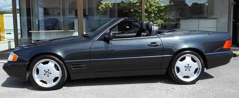 Schwarz Gebraucht 1992 Mercedes SL300 AMG Cabrio | 19.999 € - Bild 1/4