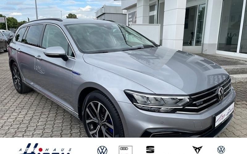 Silbern Gebraucht 2021 VW Passat GTE Kombi | 22.246 € (Etwas zu teuer) - Bild 1/4