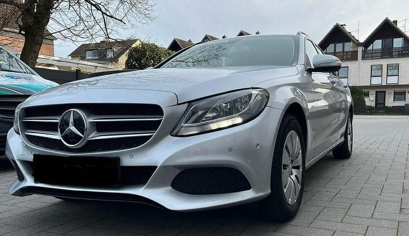 Gebraucht Mercedes C180 116 PS (85 kW) 2015 Silber Kombi
