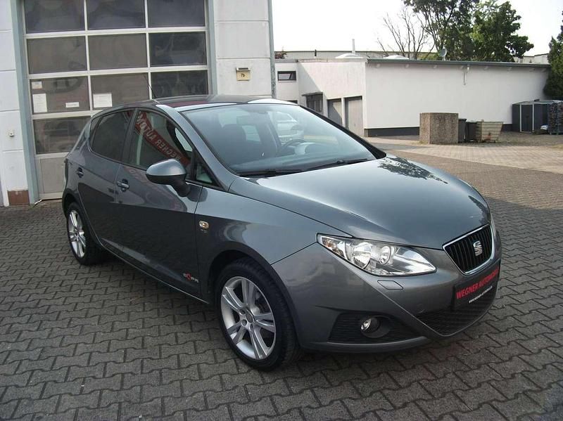 Grau Gebraucht 2012 Seat Ibiza Copa Kleinwagen | 5.100 € (Fairer Preis) - Bild 1/4