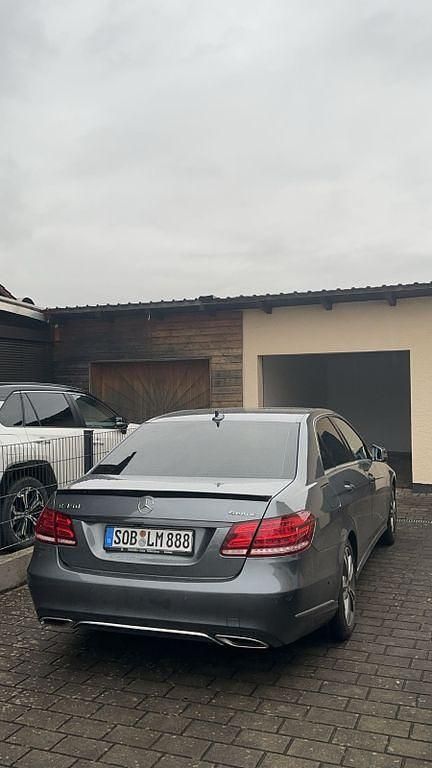 Gebraucht Mercedes E350 Avantgarde 258 PS (189 kW) 2015 Grau Limousine