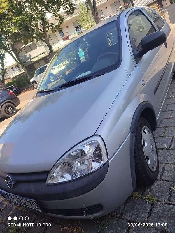 Gebraucht Opel Corsa 58 PS (42 kW) 2002 Silber Limousine