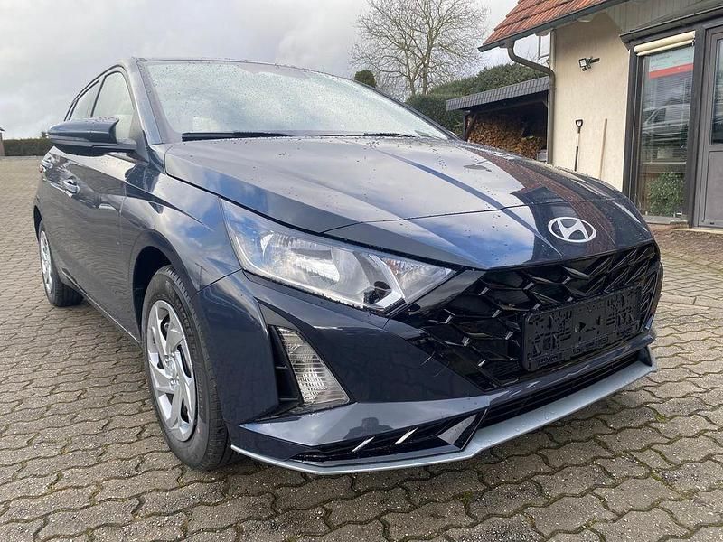 Ny Hyundai i20 90 HK (66 kW) 2026 Grå Hatchback