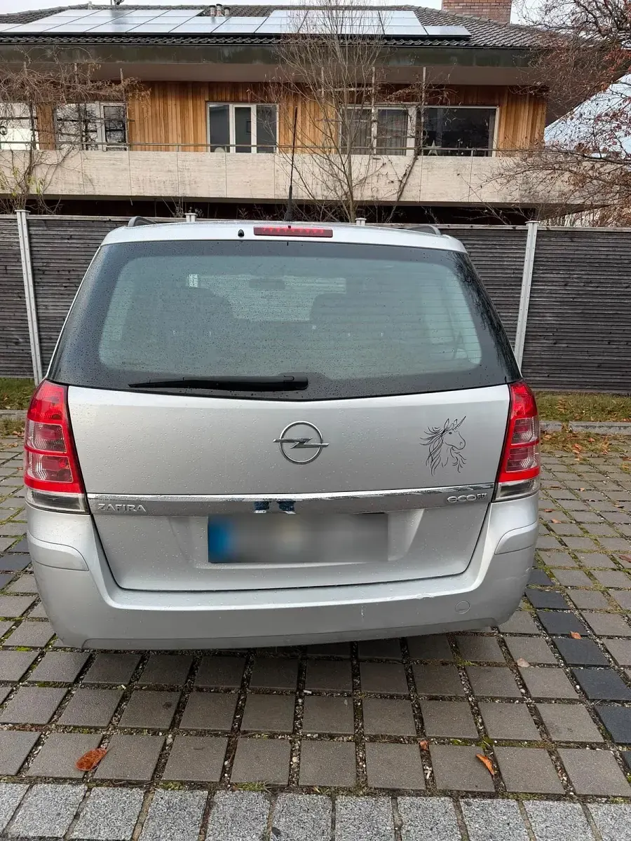Gebraucht Opel Zafira 2012 Silber Van / Kleinbus