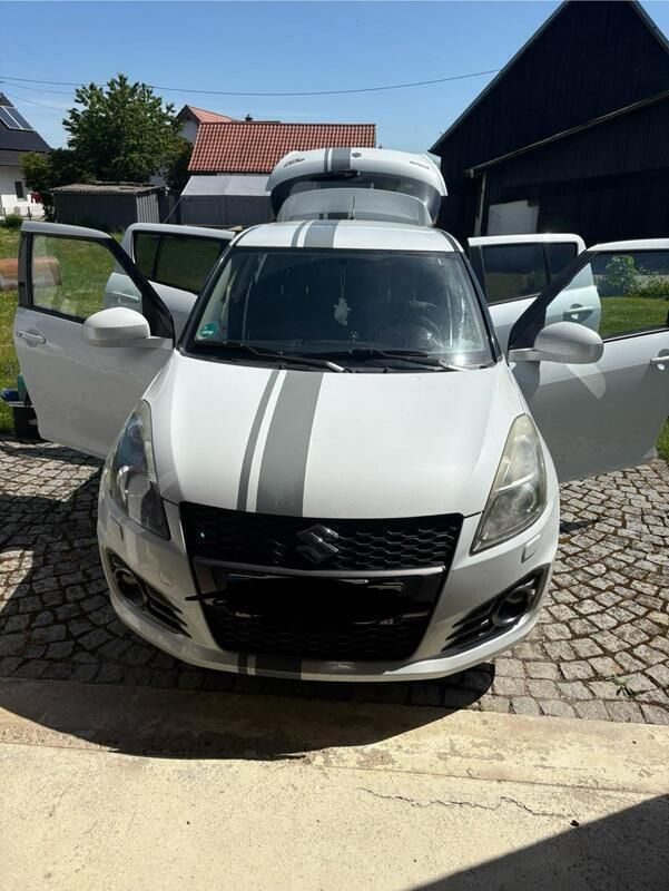 Weiß Gebraucht 2016 Suzuki Swift Sport Kleinwagen | 9.500 € (Fairer Preis) - Bild 1/4