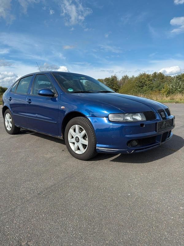 Blau Gebraucht 2005 Seat Leon FR Limousine | 1.499 € (Fairer Preis) - Bild 1/4