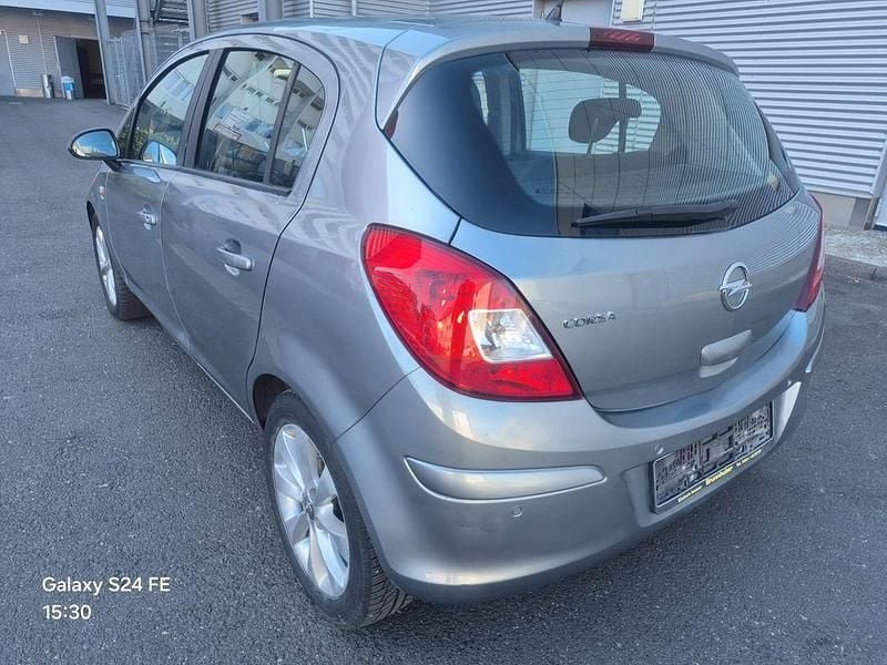 Second-hand Opel Corsa Active 87 CP (63 kW) 2013 Gri Hatchback
