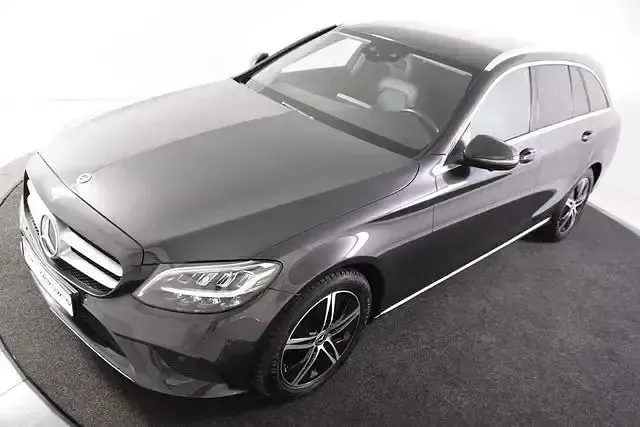 Gebraucht Mercedes C180 122 PS (89 kW) 2021 Grau Kombi
