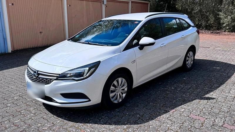 Gebraucht Opel Astra 105 PS (77 kW) 2017 Weiß Kombi