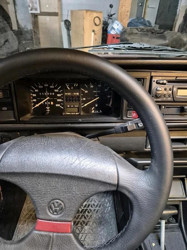 Gebraucht VW Golf Cabriolet 98 PS (72 kW) 1992 Rot Cabrio