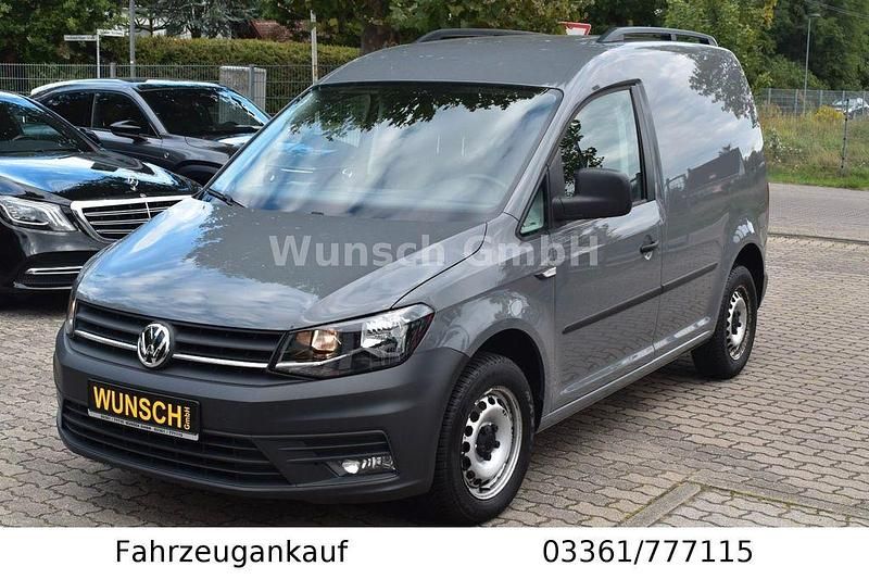 Grau Gebraucht 2015 VW Caddy Van / Kleinbus | 12.990 € (Teuer) - Bild 1/4