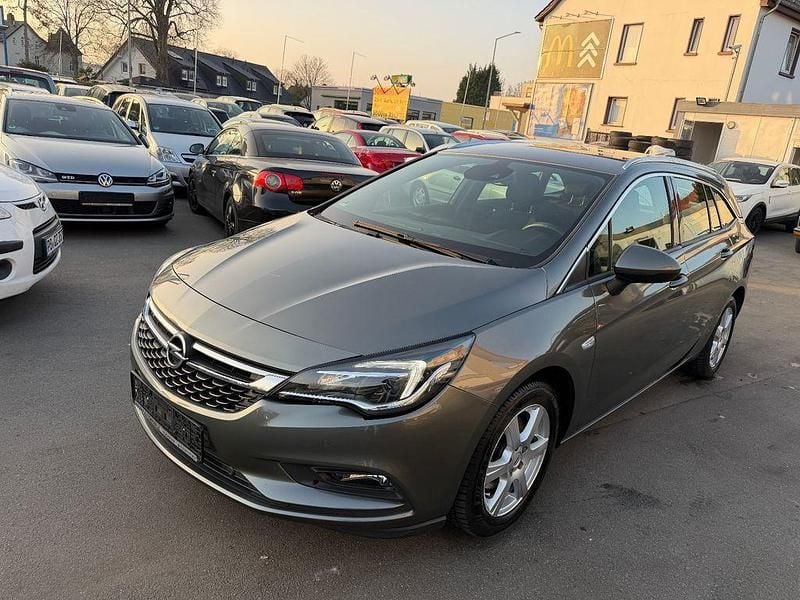 Gebraucht Opel Astra Dynamic 110 PS (80 kW) 2019 Grau Kombi