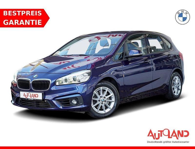 Blau Gebraucht 2016 BMW 218 Active Tourer Van / Kleinbus | 13.990 € (Etwas zu teuer) - Bild 1/4