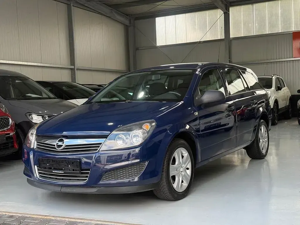 Gebraucht Opel Astra Selection 90 PS (66 kW) 2009 Blau Limousine