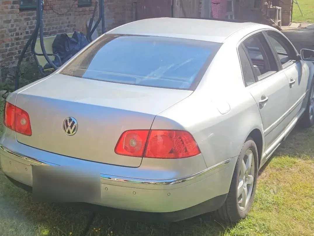 Gebraucht VW Phaeton 241 PS (177 kW) 2003 Silber Limousine