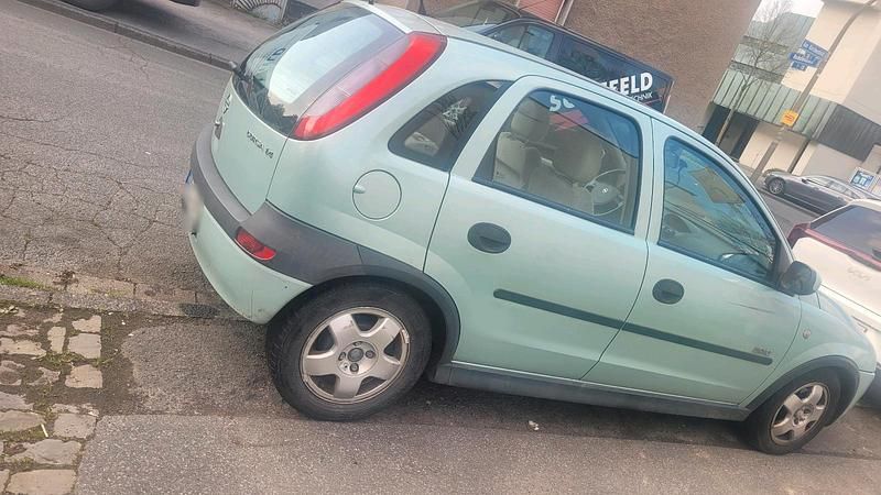 Gebraucht Opel Corsa 90 PS (66 kW) 2001 Grün Kleinwagen