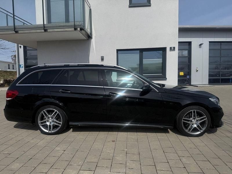 Gebraucht Mercedes E300 AMG 204 PS (150 kW) 2014 Schwarz Kombi