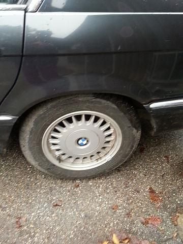 Gebraucht BMW 730 218 PS (160 kW) 1993 Schwarz metallic Limousine