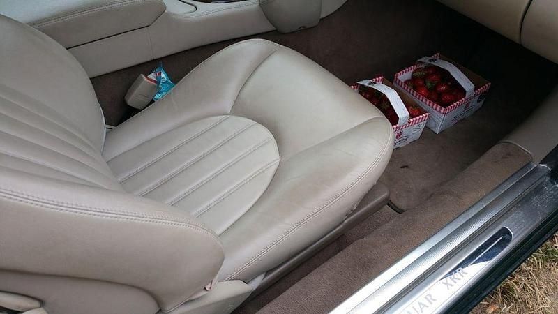 Gebraucht Jaguar XKR S 363 PS (266 kW) 2000 Grün Coupé