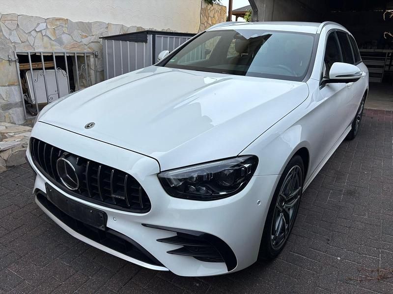 Weiß Gebraucht 2020 Mercedes E53 AMG AMG Kombi | 28.900 € (Superpreis) - Bild 1/4