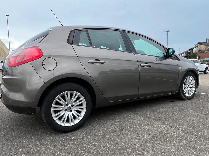 Gebraucht Fiat Bravo Dynamic 150 PS (110 kW) 2007 Braun Kleinwagen
