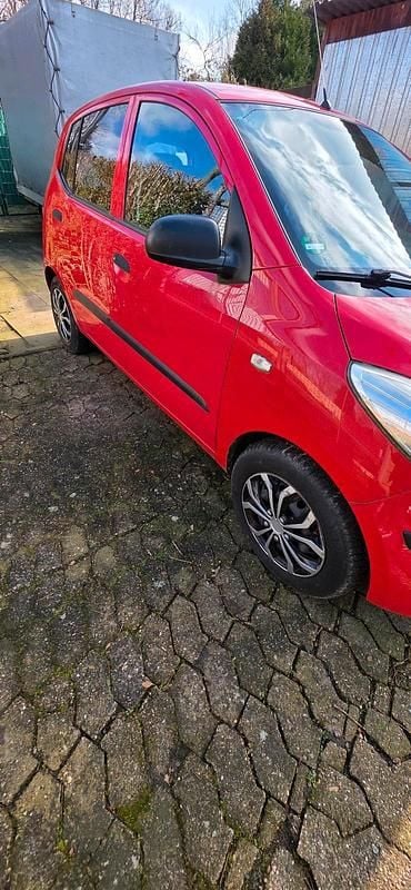 Gebraucht Hyundai i10 75 PS (55 kW) 2006 Rot Kleinwagen