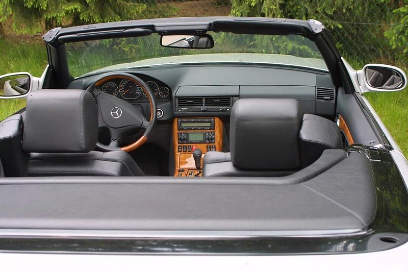 Gebraucht Mercedes SL280 204 PS (150 kW) 1999 Silber Cabrio