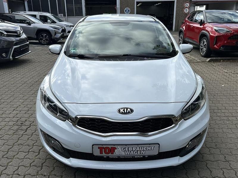 Gebraucht Kia ProCeed Vision 135 PS (99 kW) 2013 Weiß Kleinwagen