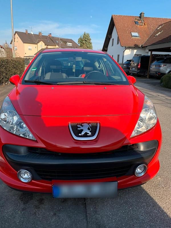 Gebraucht Peugeot 207 Urban Move 74 PS (54 kW) 2009 Coupé