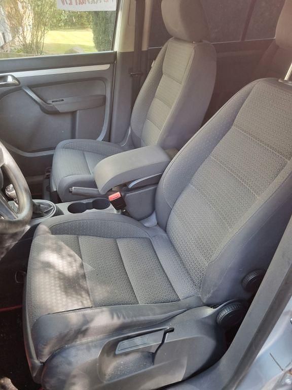 Silber Gebraucht 2005 VW Touran Highline Van / Kleinbus | 2.000 € (Guter Preis) - Bild 1/4