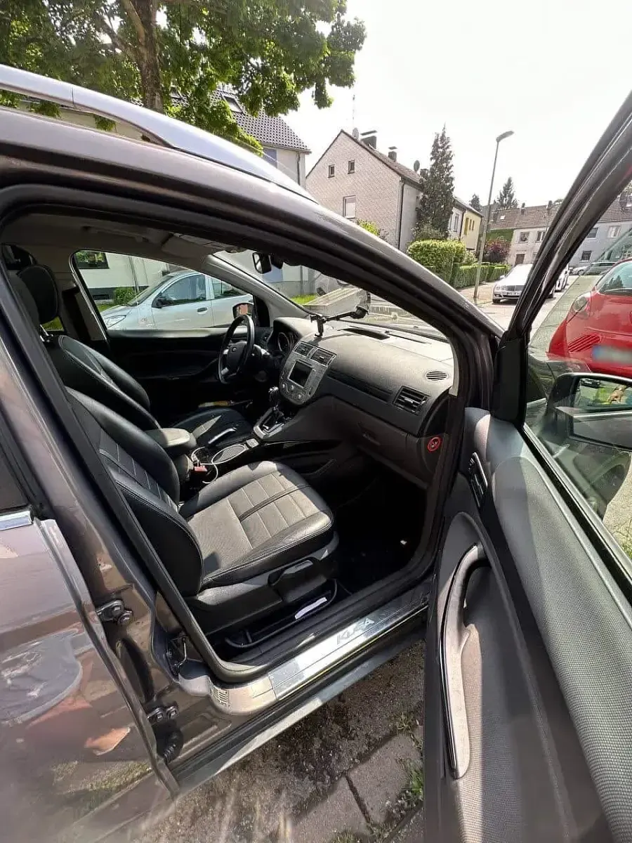 Gebraucht Ford Kuga Titanium 160 PS (117 kW) 2012 Grau SUV