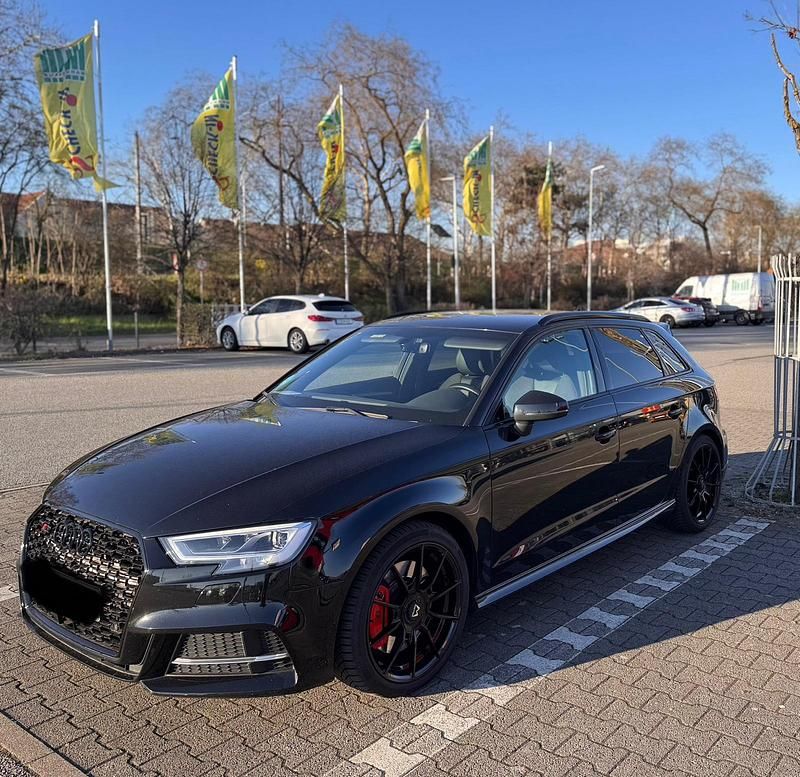 Schwarz Gebraucht 2017 Audi S3 Limousine | 26.999 € (Fairer Preis) - Bild 1/4
