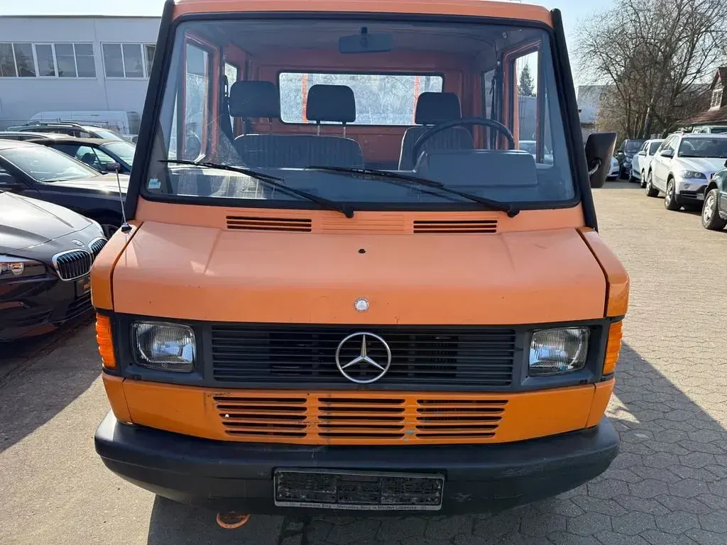 Gebraucht Mercedes T1 79 PS (58 kW) 1995 Orange Van