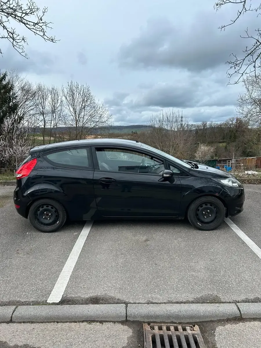 Gebraucht Ford Fiesta 82 PS (60 kW) 2009 Schwarz Kleinwagen