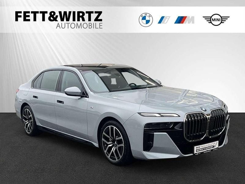 Brooklyn grau Gebraucht 2024 BMW 740 M Sport Limousine | 86.400 € (Superpreis) - Bild 1/3