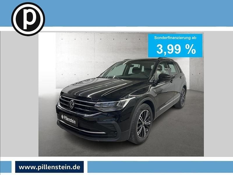Gebraucht VW Tiguan Life 150 PS (110 kW) 2022 Deep black perleffekt SUV