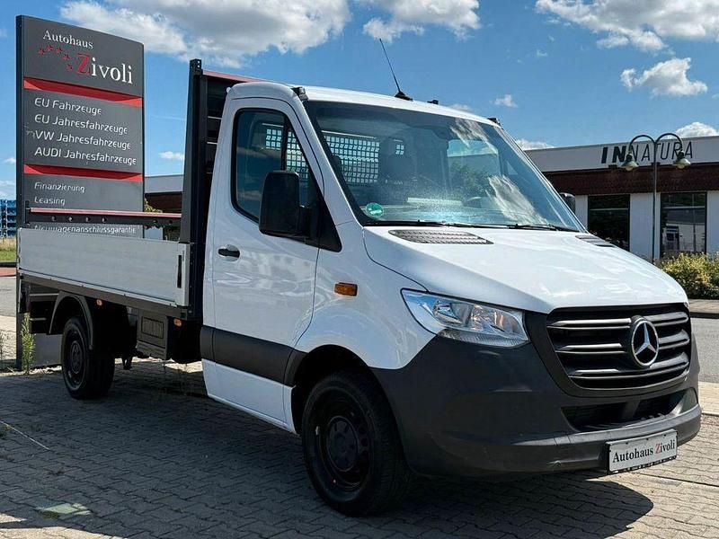 Weiß Gebraucht 2023 Mercedes Sprinter Van | 40.540 € (Fairer Preis) - Bild 1/4