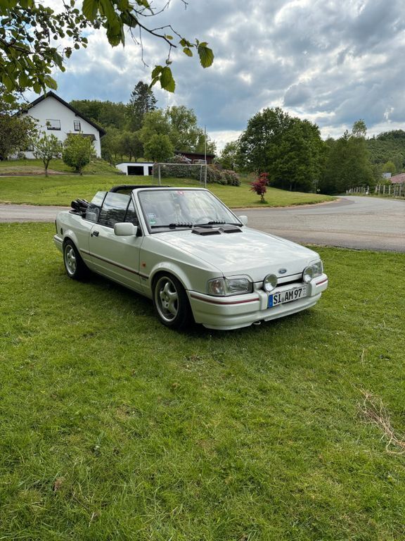 Weiß Gebraucht 1989 Ford Escort Cabriolet Cabrio | 2.999 € - Bild 1/4