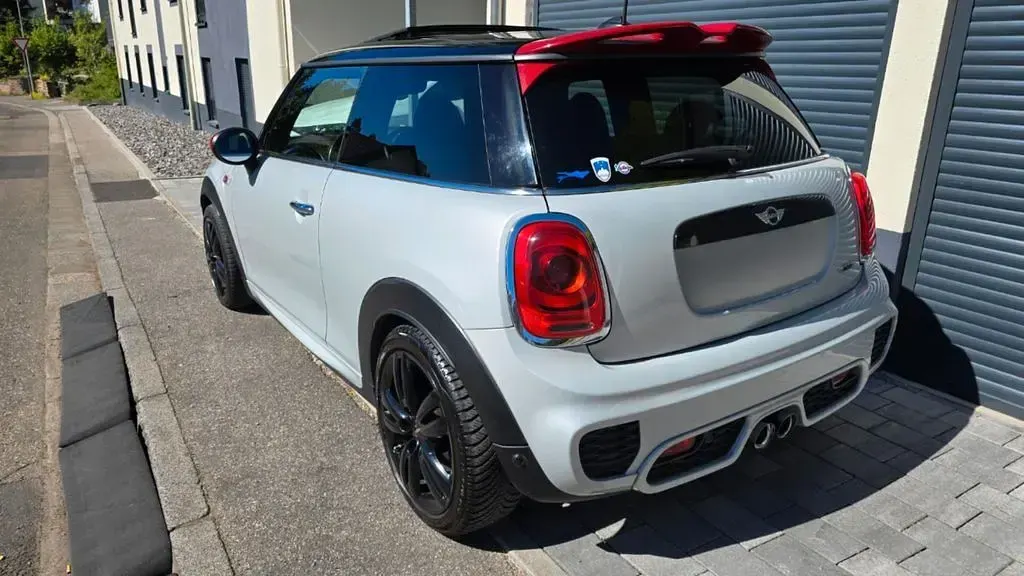 Second-hand Mini John Cooper Works 231 CP (169 kW) 2015 Argintiu Hatchback
