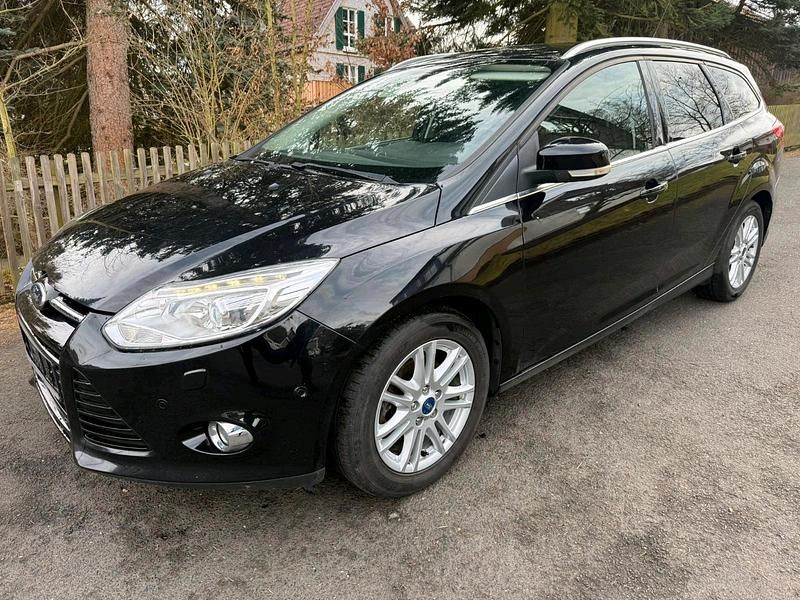 Gebraucht Ford Focus 150 PS (110 kW) 2013 Schwarz Kombi