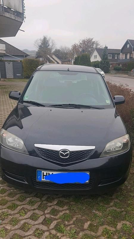 Schwarz Gebraucht 2005 Mazda 2 Kleinwagen | 1.100 € (Guter Preis) - Bild 1/4