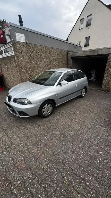 Gebraucht Seat Ibiza 64 PS (47 kW) 2006 Silber Kleinwagen