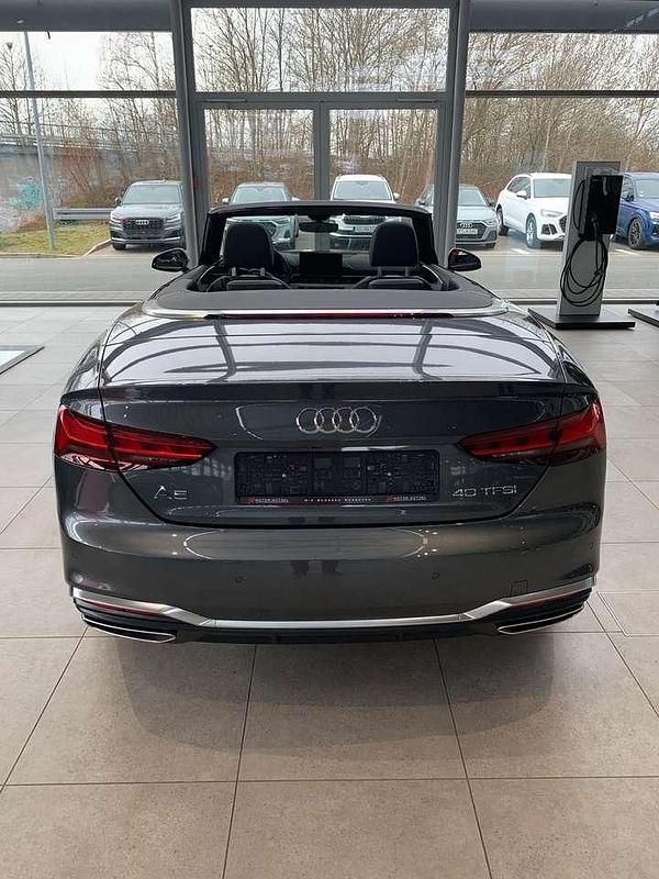 Gebraucht Audi A5 Comfort 204 PS (150 kW) 2025 Grau Cabrio