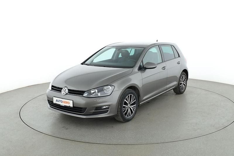 Grau Gebraucht 2016 VW Golf VII Allstar Limousine | 14.960 € (Fairer Preis) - Bild 1/3