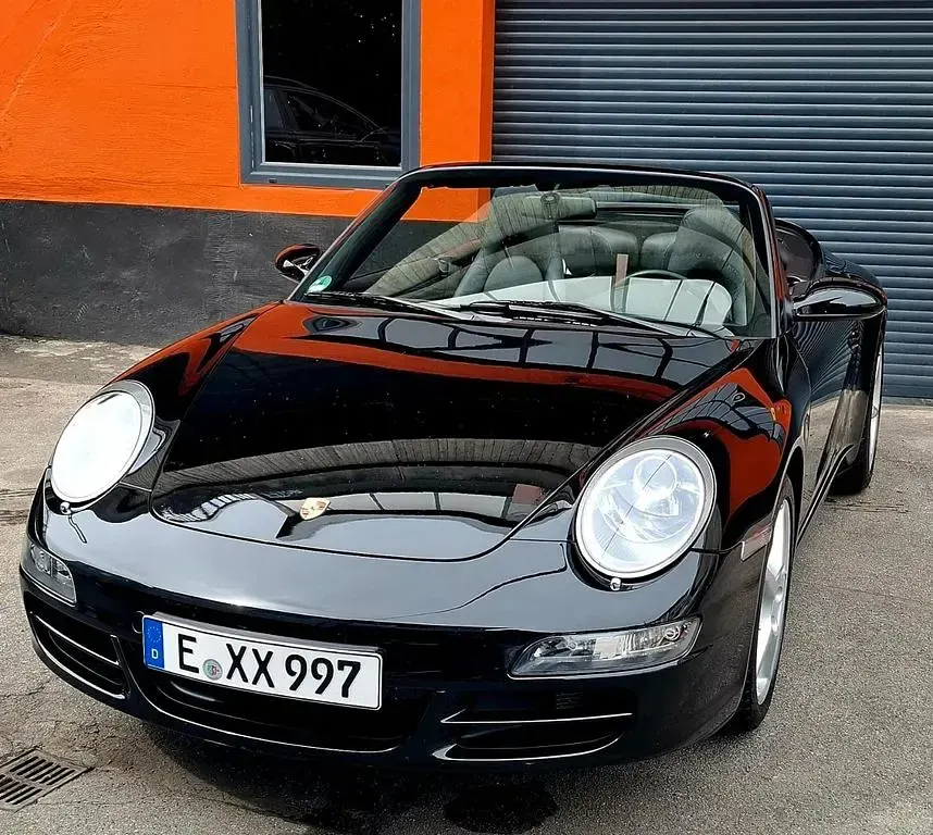 Gebraucht Porsche 997 325 PS (239 kW) 2006 Tiefschwarz Cabrio