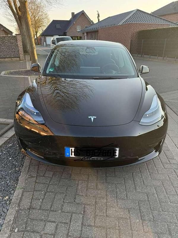 Gebraucht 2023 Tesla Model 3 RWD Limousine | 34.900 € (Teuer) - Bild 1/4