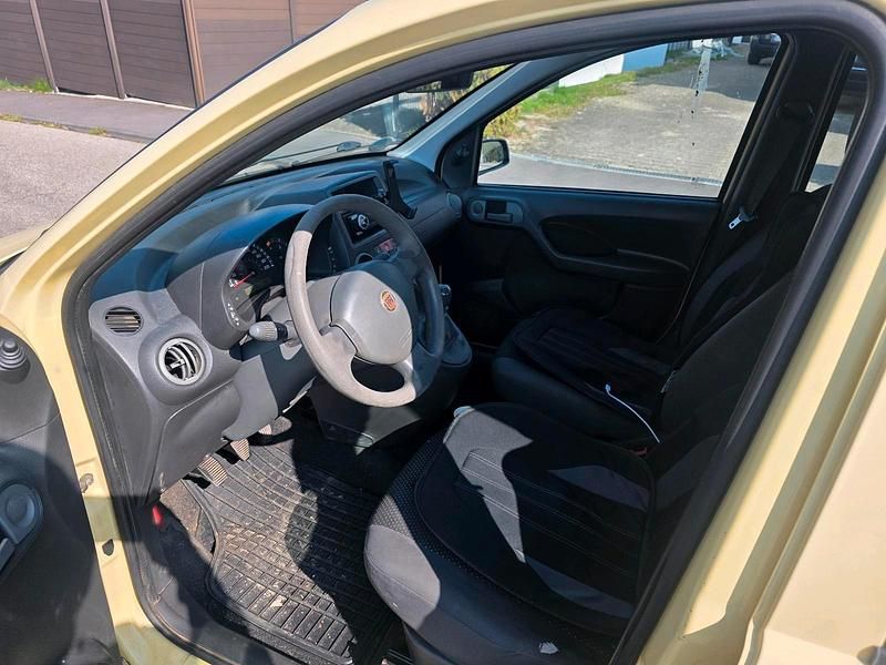 Gebraucht Fiat Panda 54 PS (39 kW) 2010 Gelb Kleinwagen