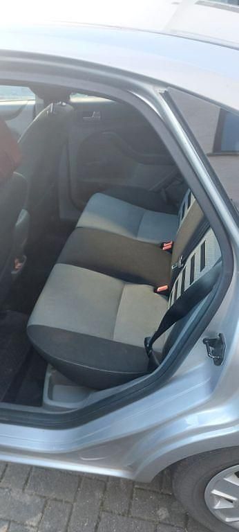 Usata Ford Focus 125 CV (91 kW) 2009 Argento Berlina