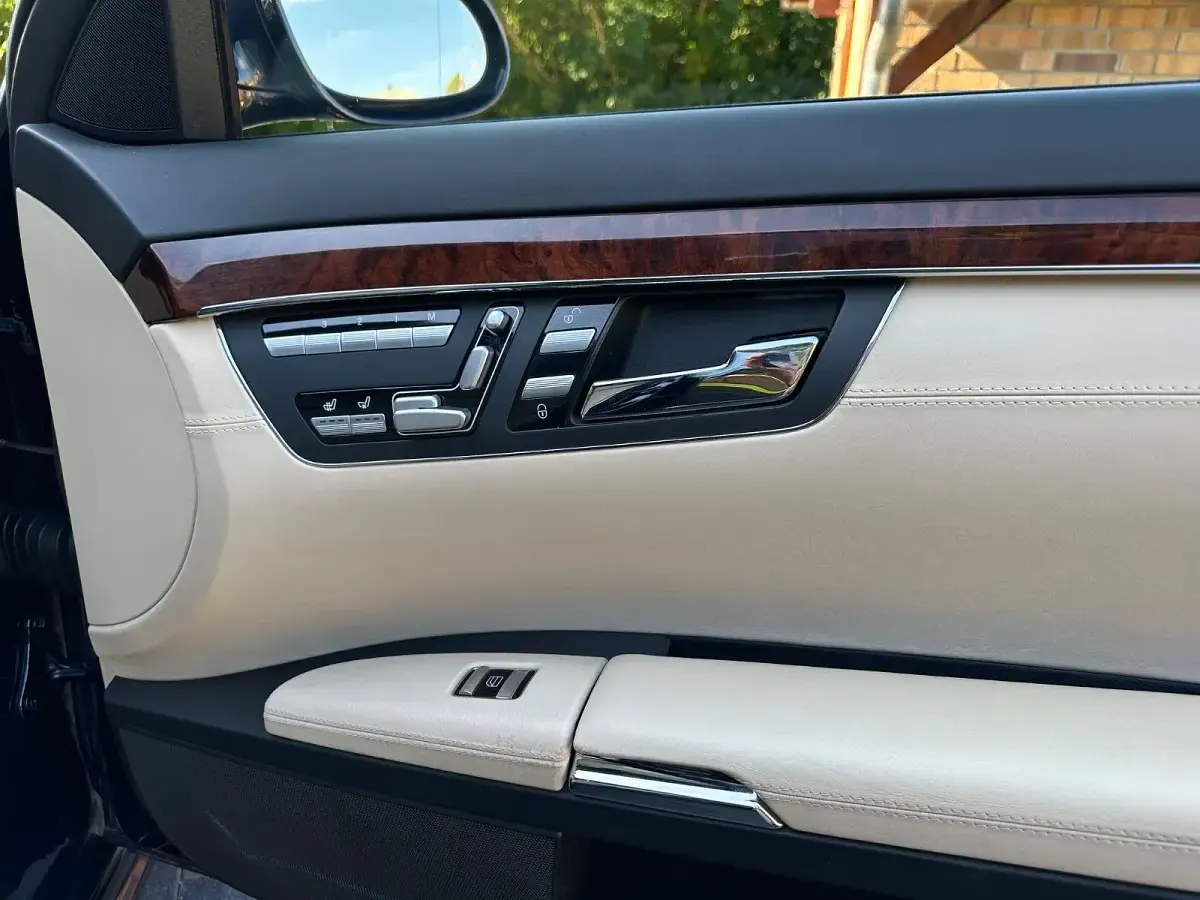 Gebraucht Mercedes S420 AMG 435 PS (319 kW) 2007 Blau Limousine