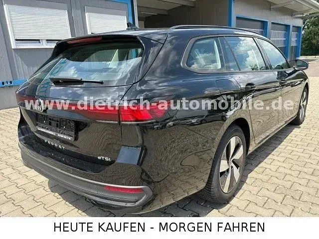 Gebraucht VW Passat 150 PS (110 kW) 2025 Schwarz Kombi